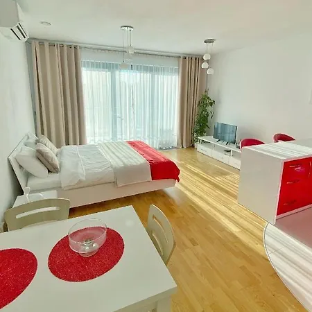 Daire Capital Towers - Apartament Pop-Art W Centrum Miasta Z Widokiem Na Rzeke I Park *