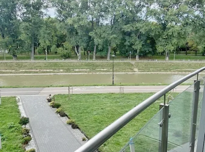 Capital Towers - Pop - Art Z Widokiem Na Rzeke I Park Appartement Rzeszów